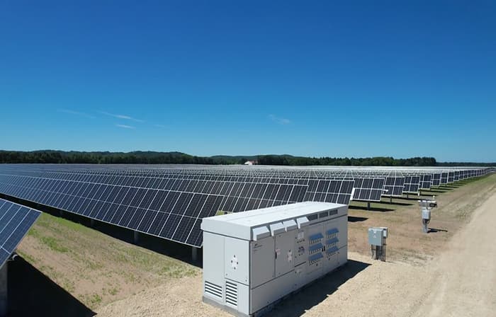 Análisis en profundidad de la industria de inversores fotovoltaicos: la innovación tecnológica impulsa el crecimiento y transforma la competencia global.