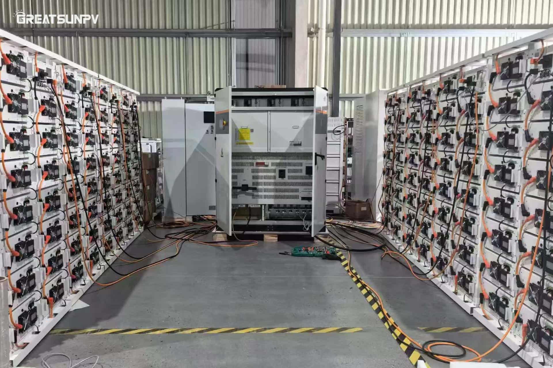 GREATSUNPV suministra a Estonia un sistema de almacenamiento de energía de 500 kW/1,2 MWh: una solución práctica para el almacenamiento de energía en el sector comercial e industrial.