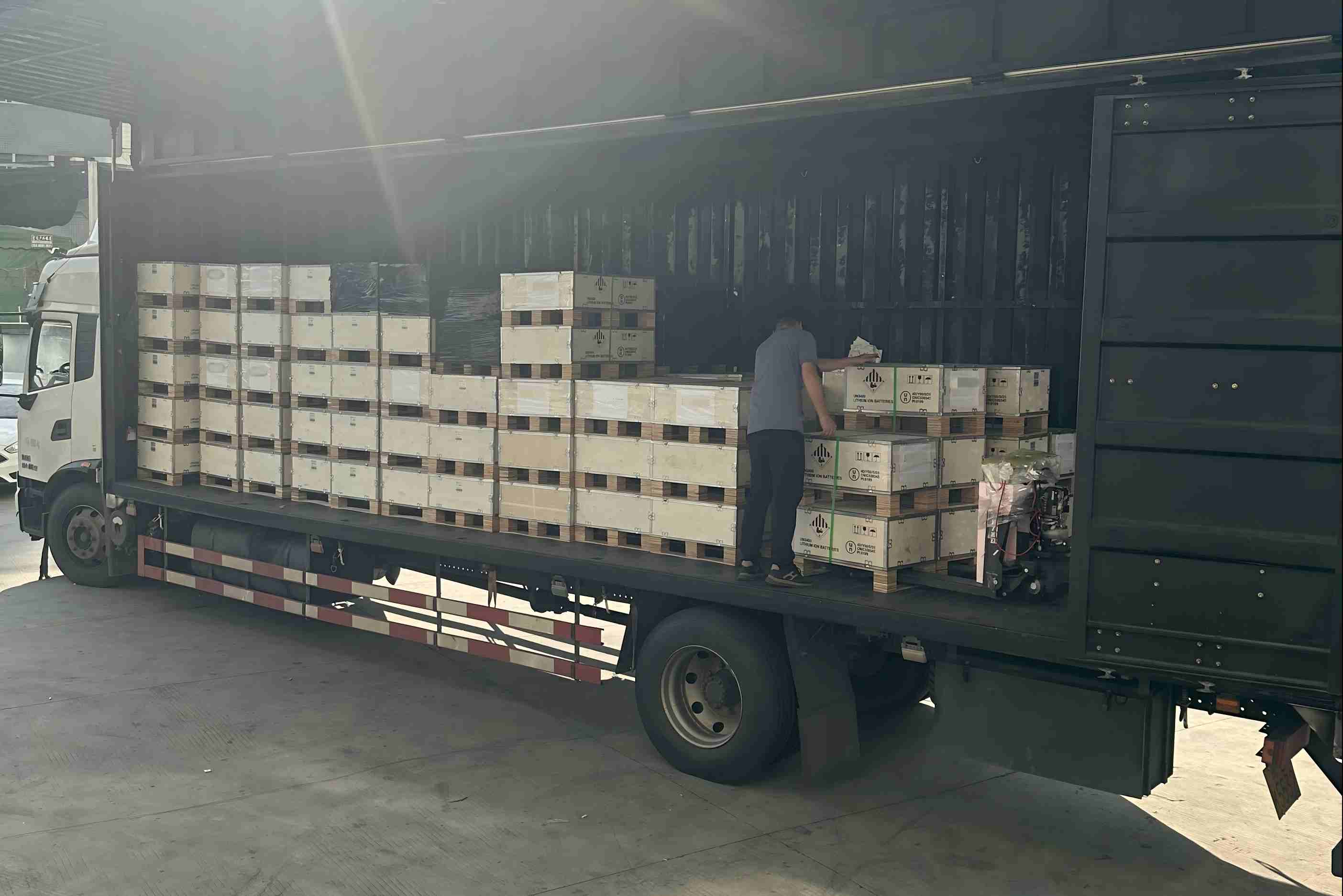 Greatsunpv entrega con éxito un envío de almacenamiento de energía de 1,5 MWh a un cliente noruego